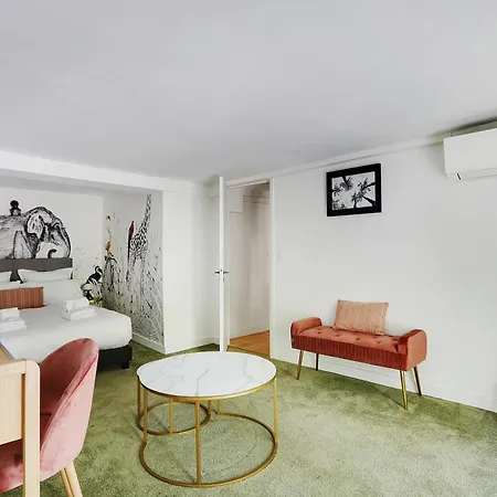 Pick A Flat's In Saint-germain - Rue Du Bac Appartement