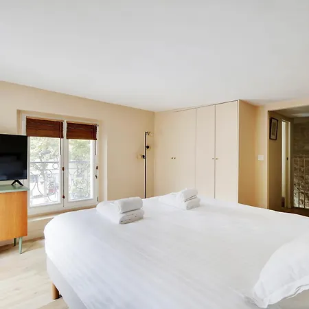 Pick A Flat's In Saint-germain - Rue Du Bac * Parijs